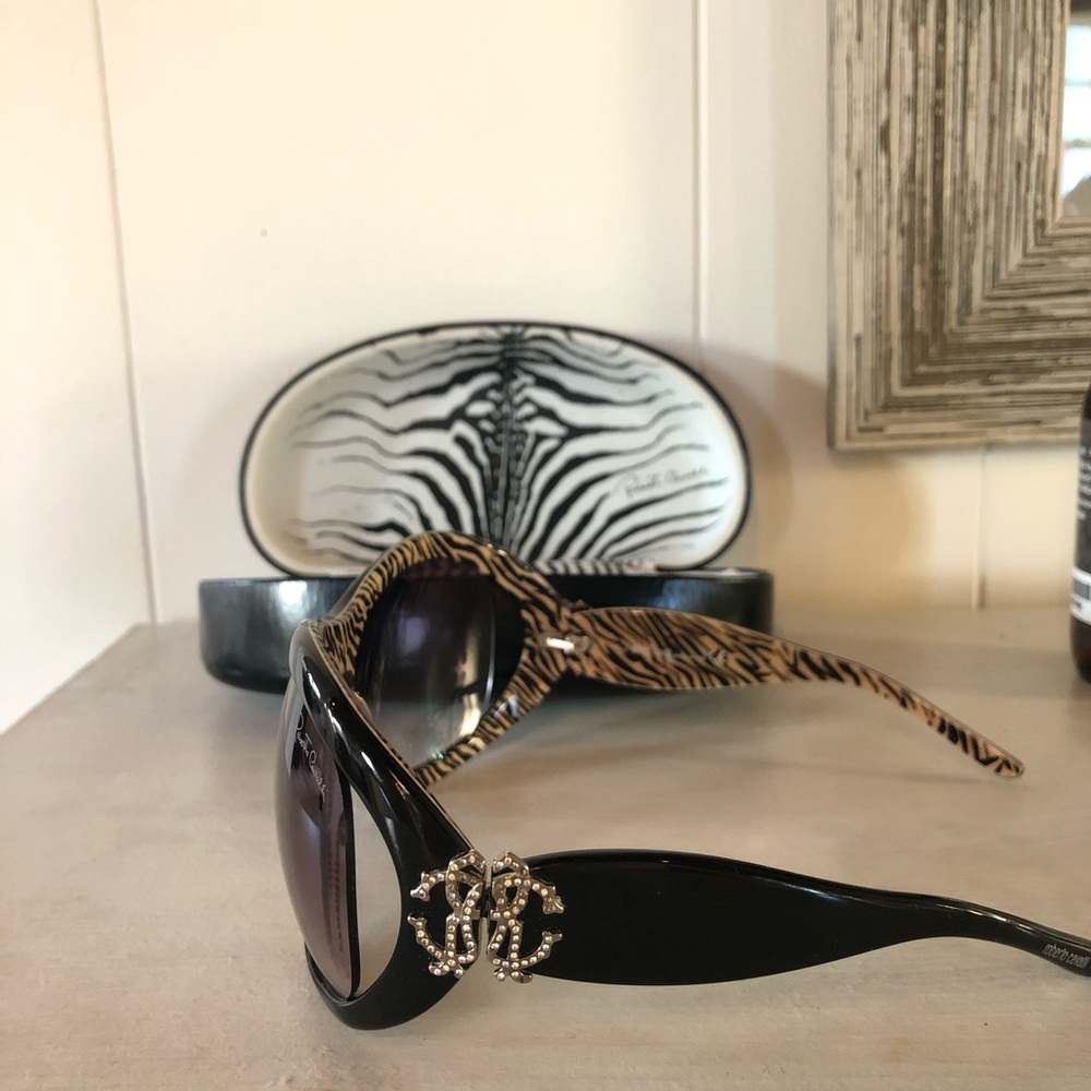 Roberto Cavalli Swarovski Monogram Sunglasses - Picture 2 of 4